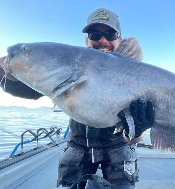 Spoonbill Paddlefish - Lance's Fishing Guide Service (918) 607-7357